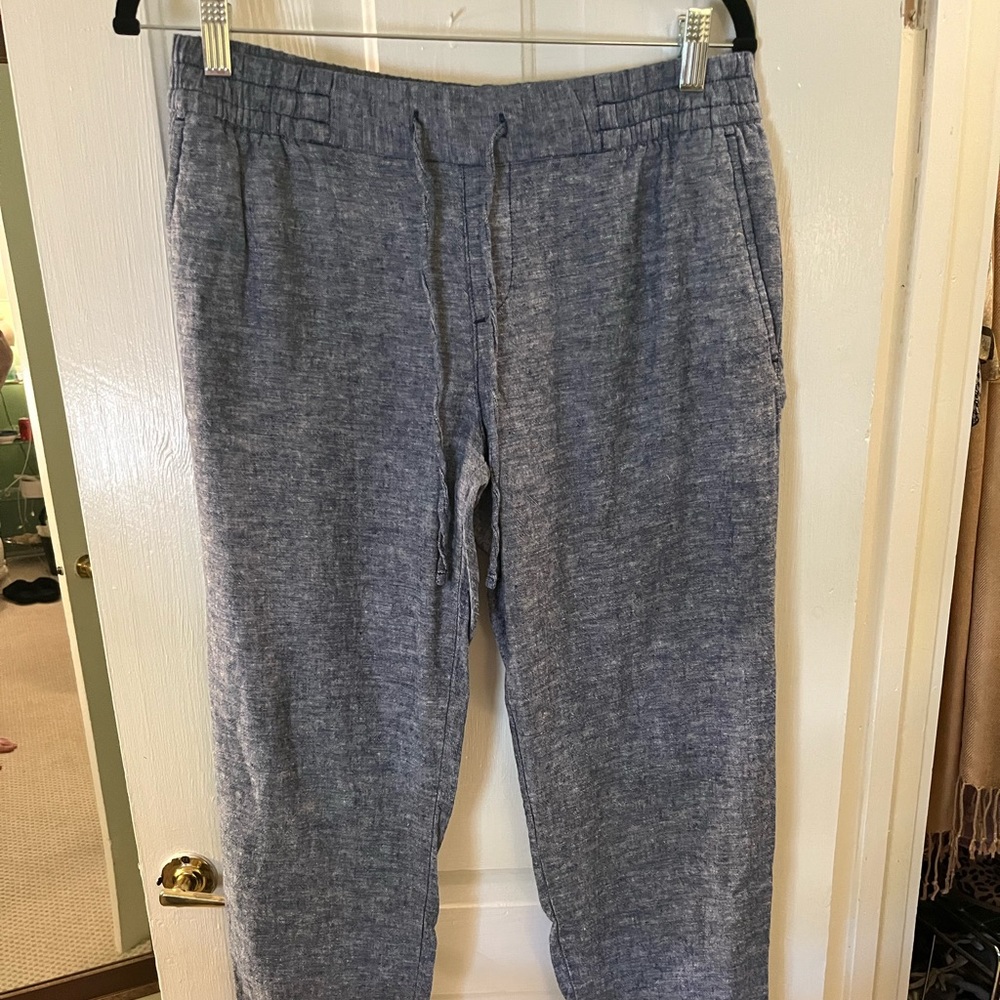 Chambray Relaxed Fit Cropped Pants